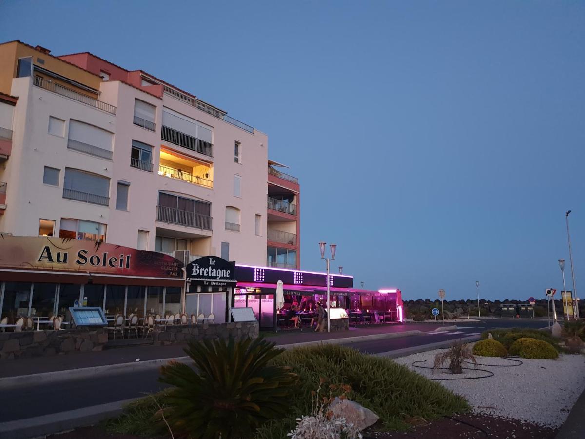 Residence De Standing La Pecherie Spacieux T3 Comme Un Cocon Familial Vue Mer Et Sur L'Avant Port Sur Le Bout Du Bout De Cap D'Agde Seule Cap En Occitanie Exterior photo